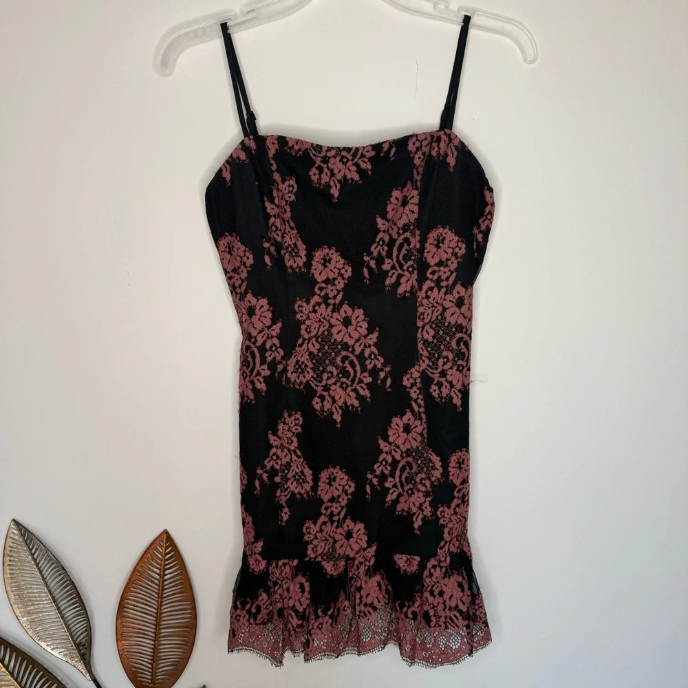 J5 NWT Revolve NBD Kayden Mini Dress in Clay‎ Pink & Black